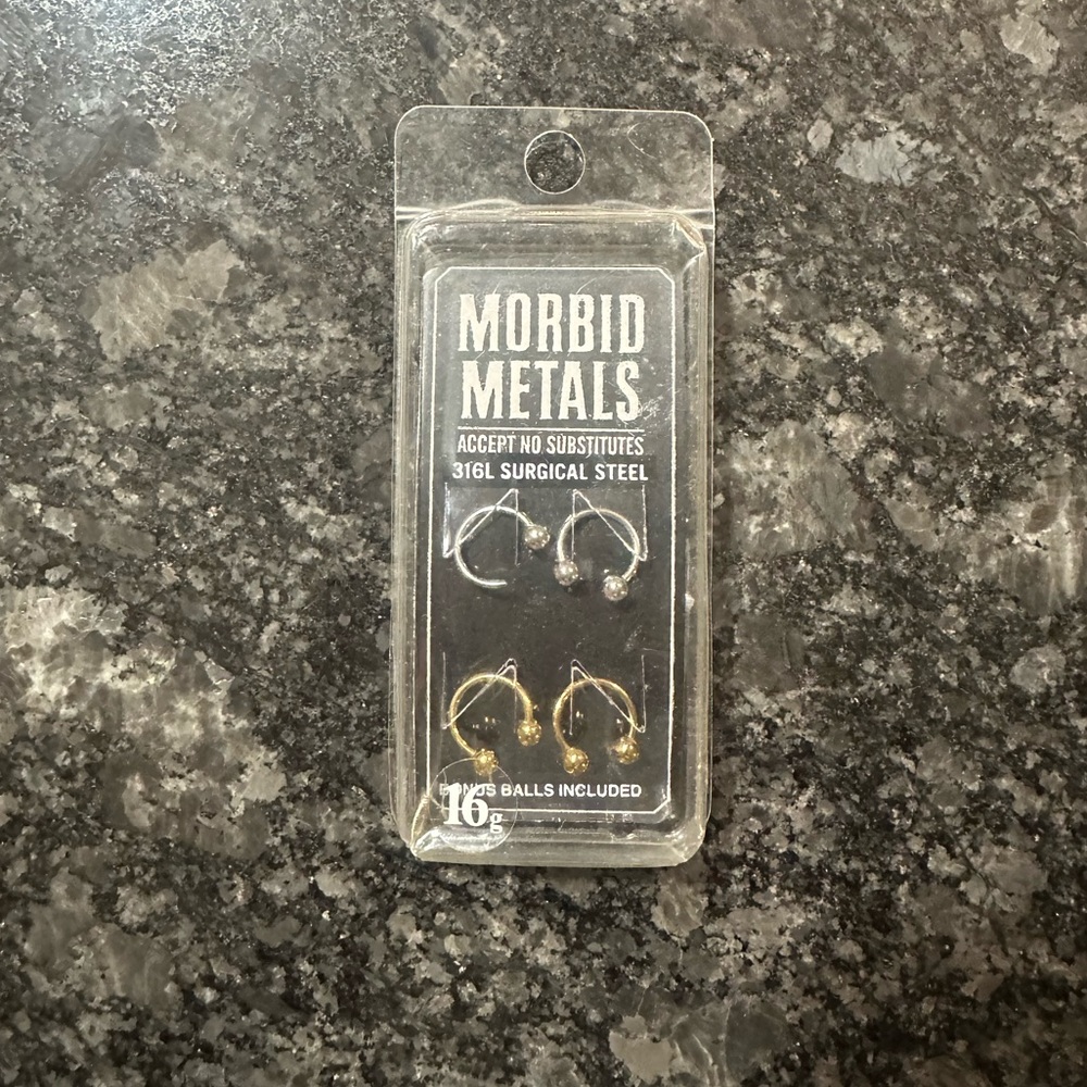 4 PK MORBID METALS 16g Horseshoe Septum Rings.